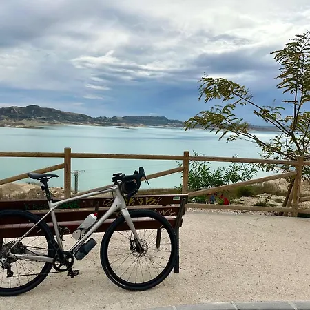 Charming With Year-round Pool & Near Sea 公寓